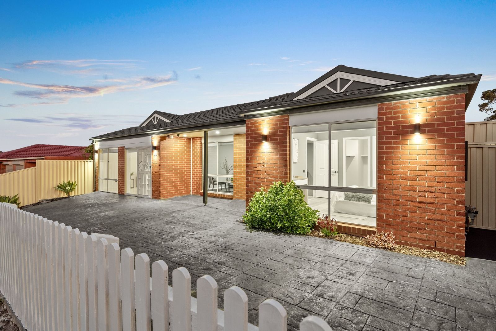 4 Kensington Court, Hampton Park VIC 3976, Image 1