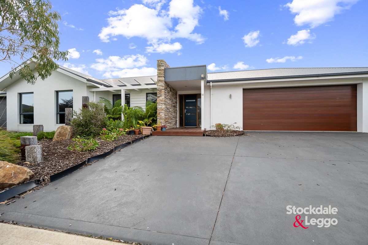 15-17 Jazmine Court, Inverloch VIC 3996, Image 2