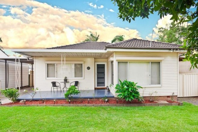 Picture of 27 Thompson Avenue, ST MARYS NSW 2760