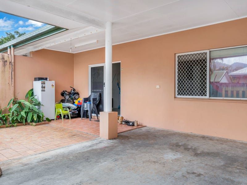 2/2 Ingham Court, Mooroobool QLD 4870, Image 2