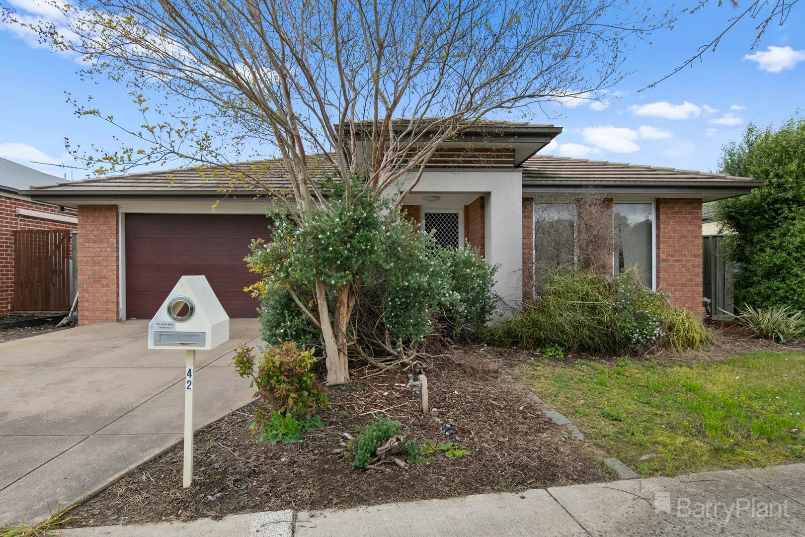 4 bedrooms House in 42 Kosta Boda Boulevard PAKENHAM VIC, 3810