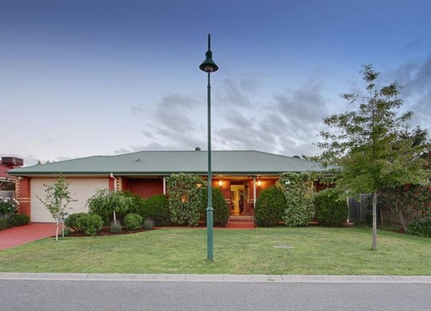 5 Warbler Court, Boronia VIC 3155