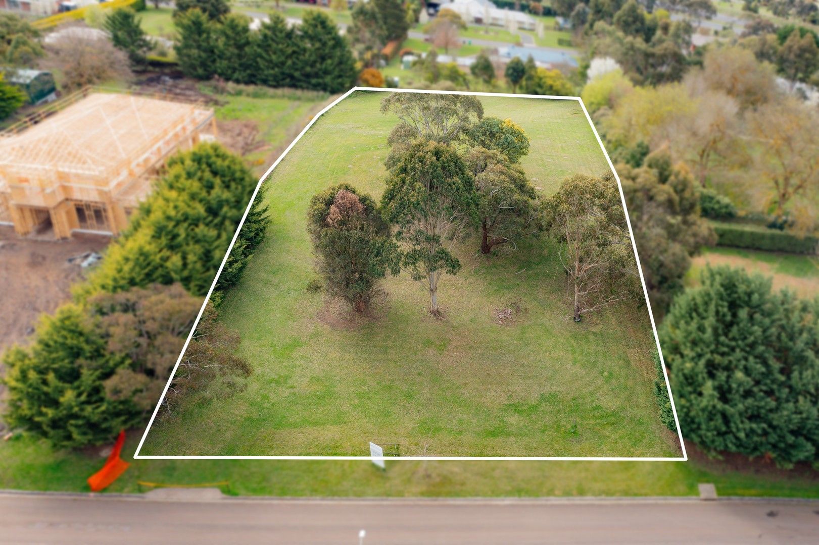 Vacant land in 44 Tattersall Drive, KYNETON VIC, 3444
