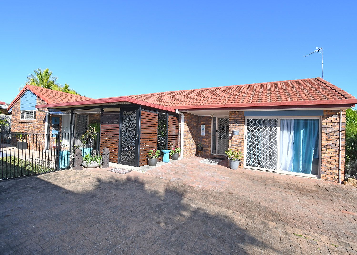 4 Woodland Close, Torquay QLD 4655, Image 0