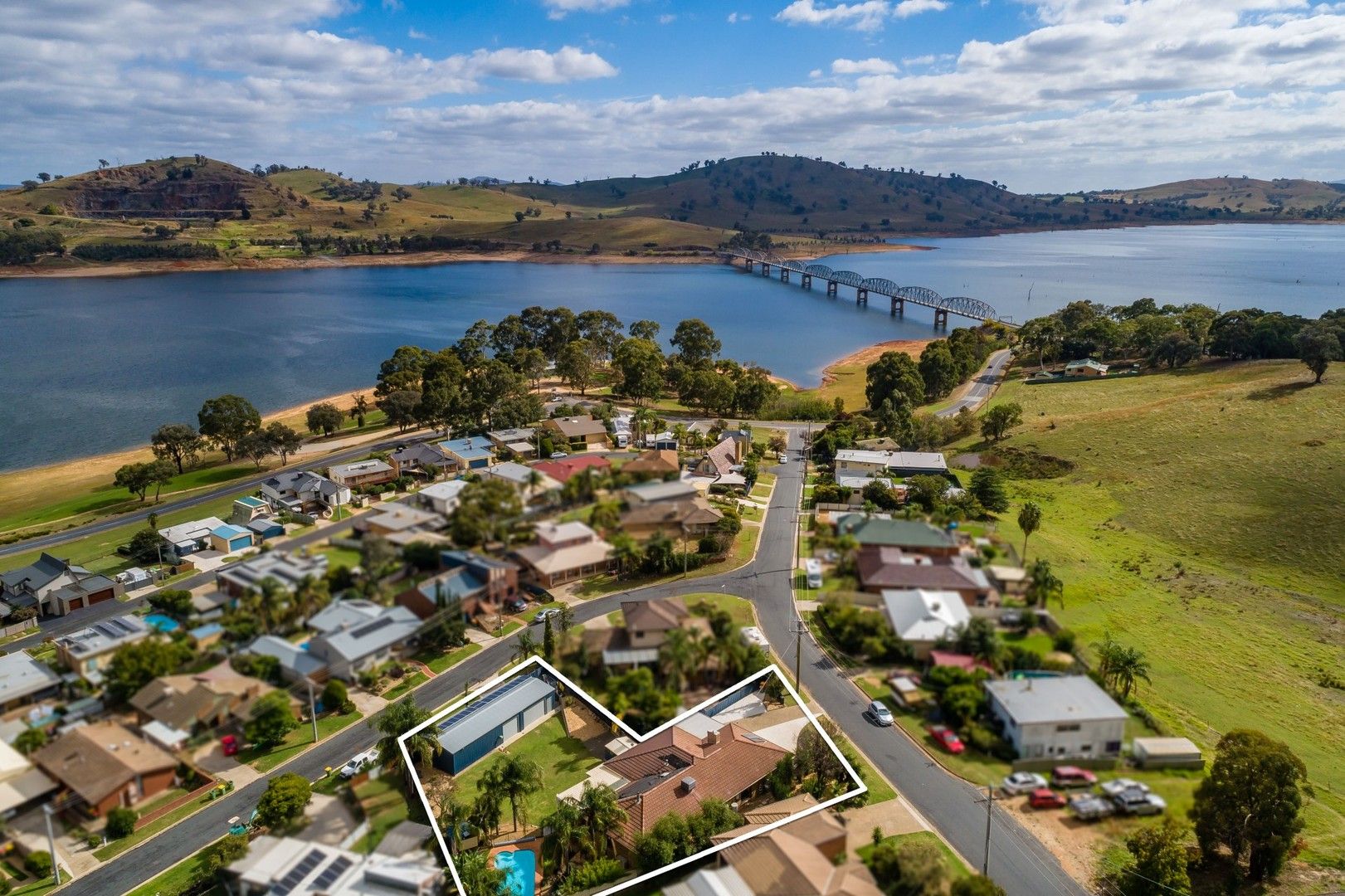 6 Hillcrest Avenue, Bellbridge VIC 3691 Domain