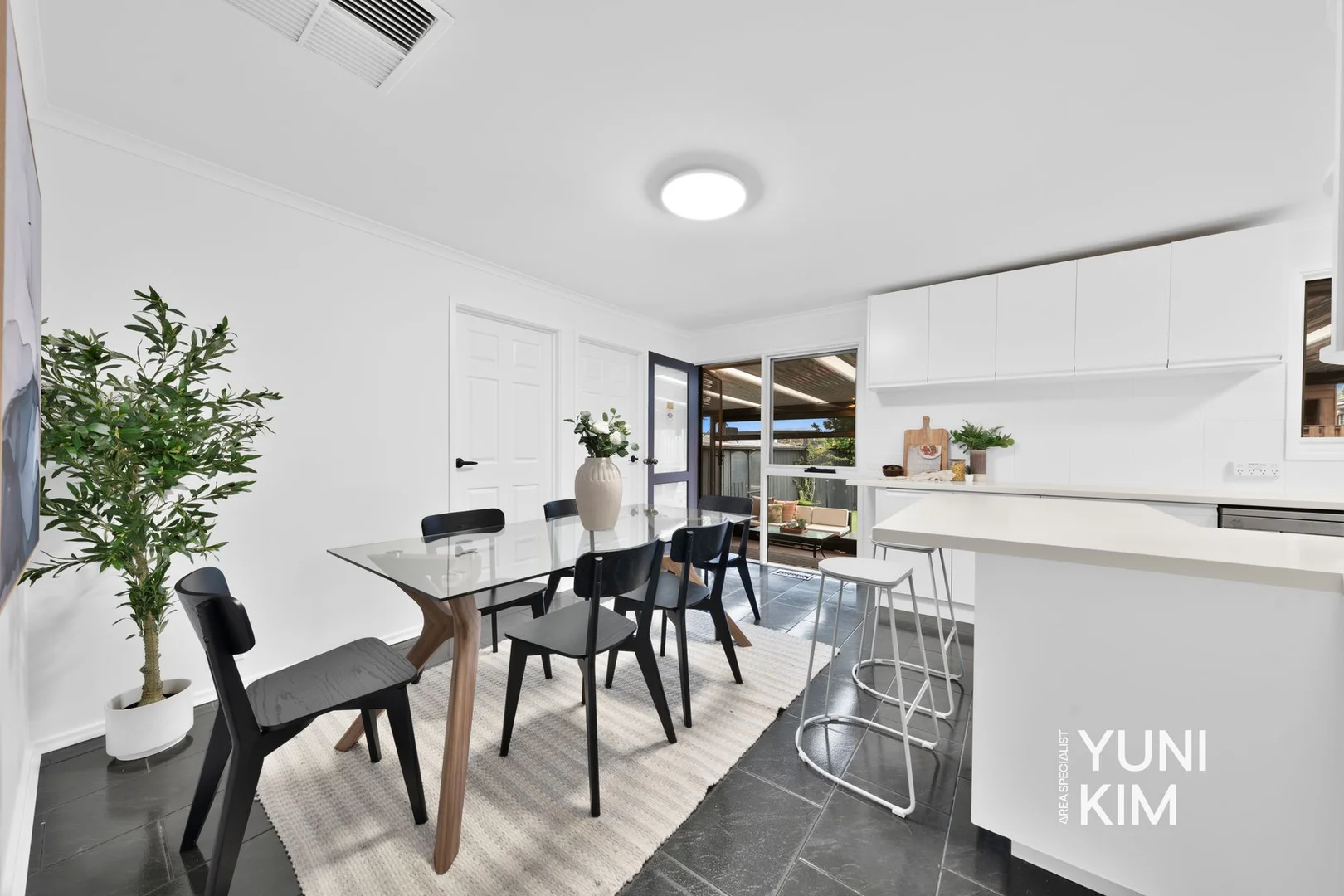 Additional image 12 of 197 James Cook Drive, Endeavour Hills VIC 3802