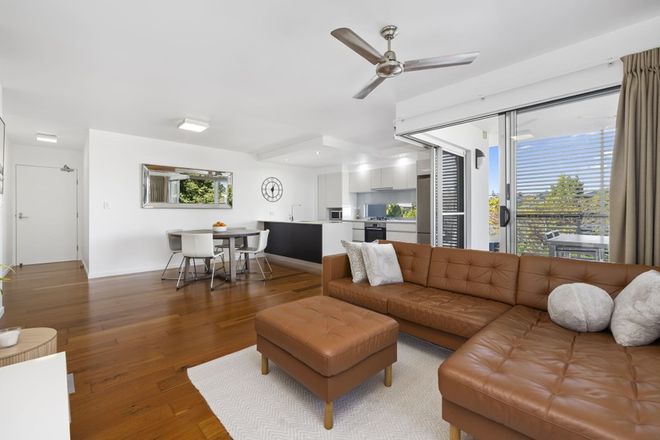 10/2 Barramul Street Bulimba 4171 - Image 4