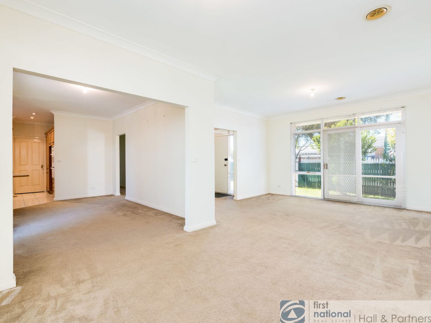 2/21 James Street, Dandenong VIC 3175, Image 2