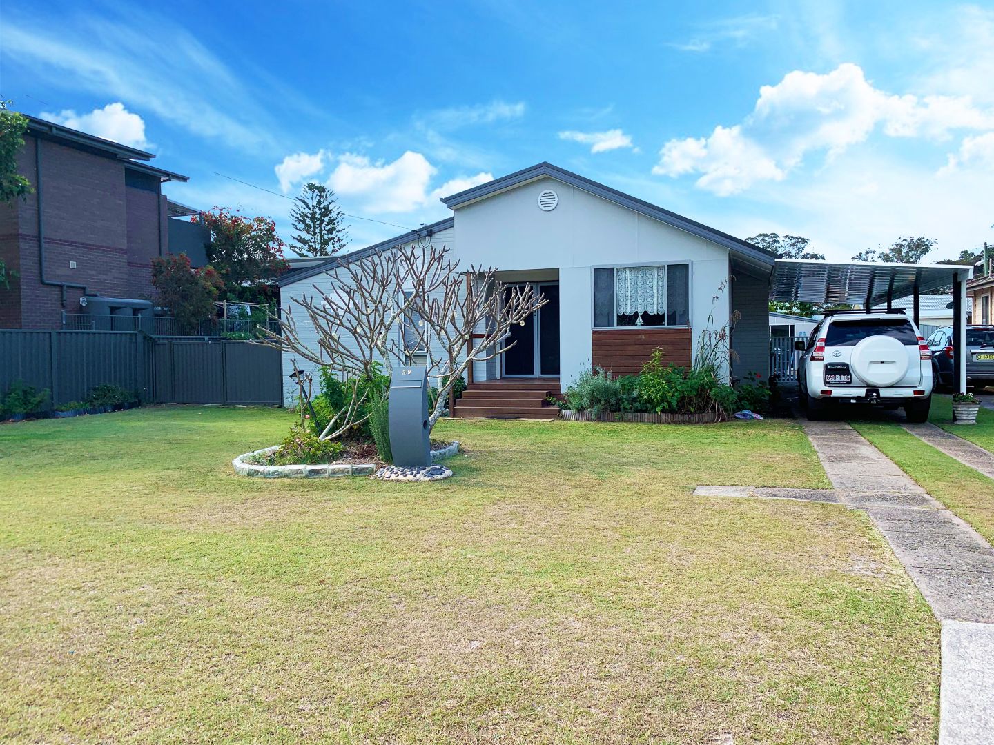 39 Cooloon Crescent, Tweed Heads South NSW 2486, Image 2