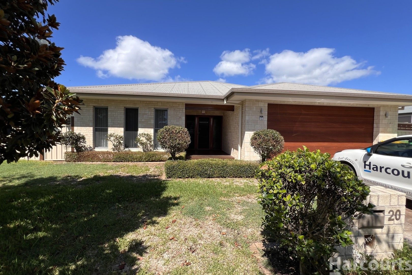 4 bedrooms House in 20 Waianbar Avenue SOUTH WEST ROCKS NSW, 2431