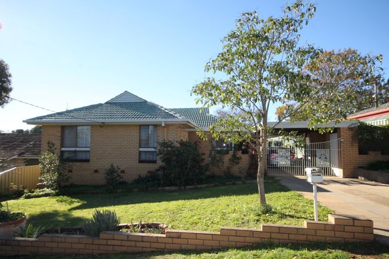 49 Nixon Crescent, Tolland Property History & Address Research Domain