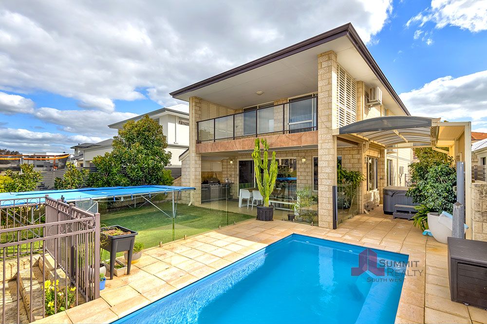 3 bedrooms House in 36A San Marco Promenade PELICAN POINT WA, 6230