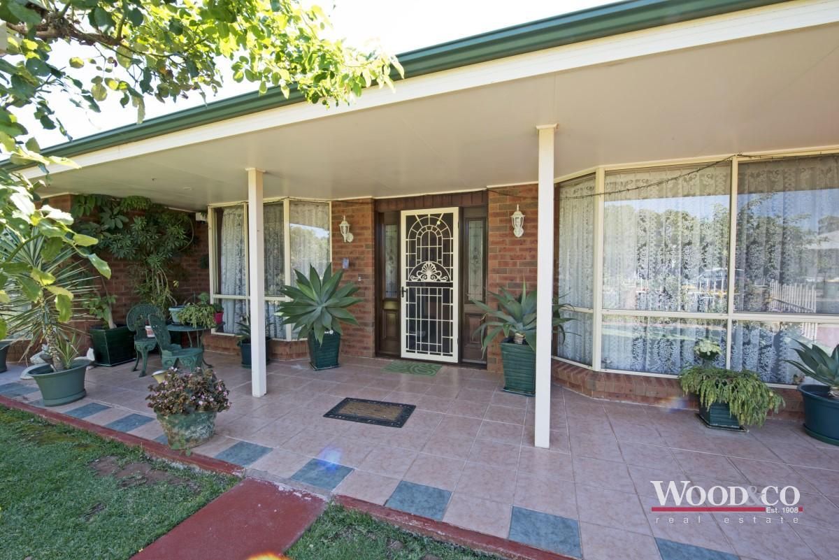 86 Rutherford Street, Swan Hill VIC 3585, Image 2