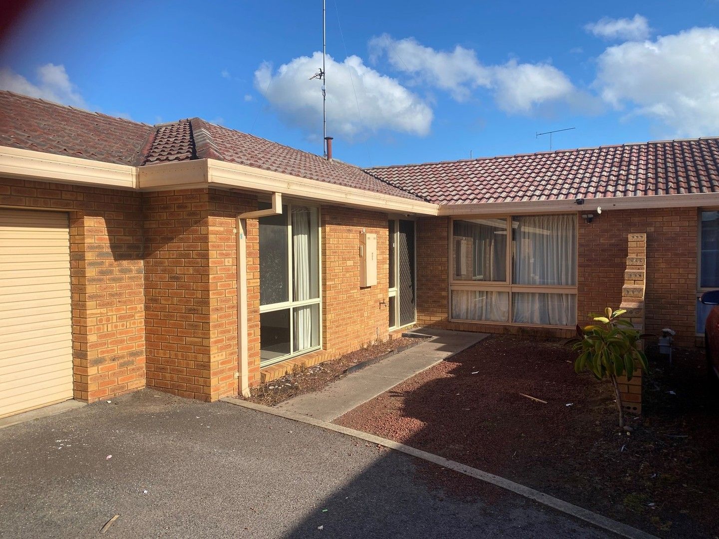 2 bedrooms Apartment / Unit / Flat in 5/47 McLean Street MORWELL VIC, 3840