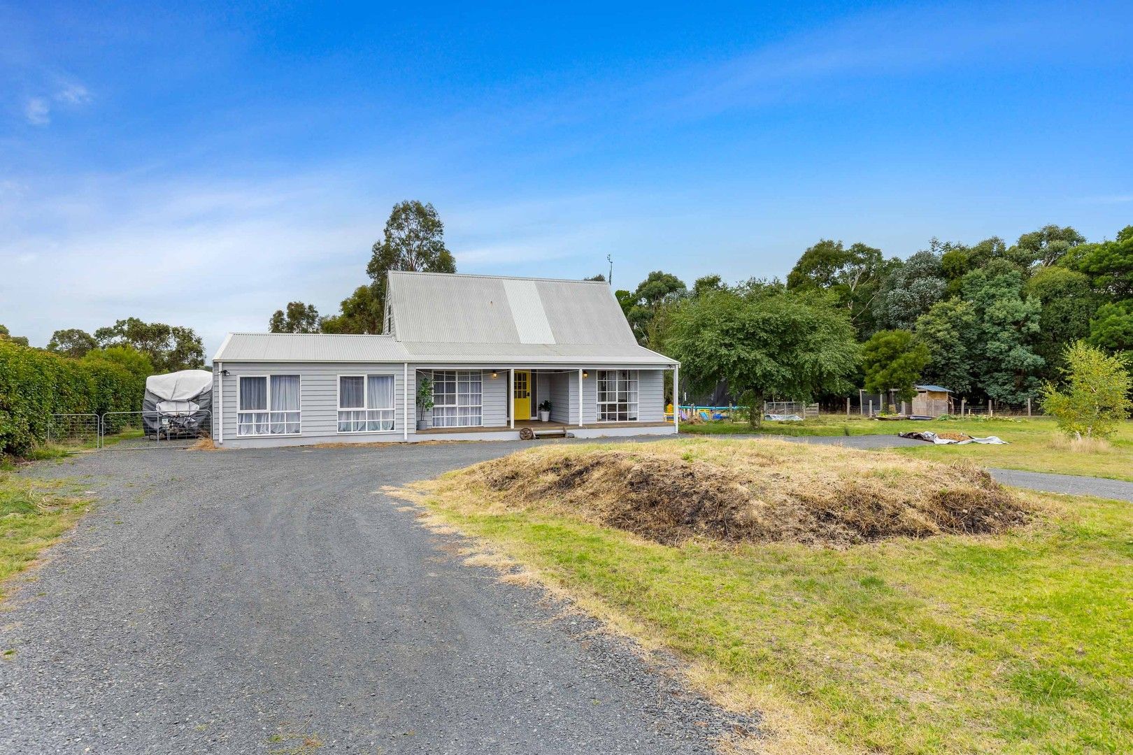 4 Woodlands Road, Enfield VIC 3352, Image 0