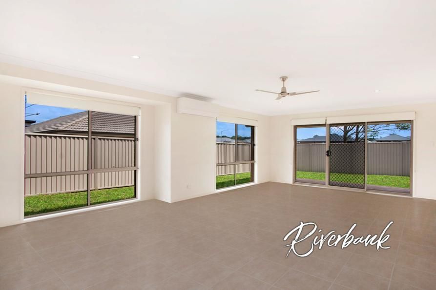 170 Greenwood Parkway, Jordan Springs NSW 2747, Image 2