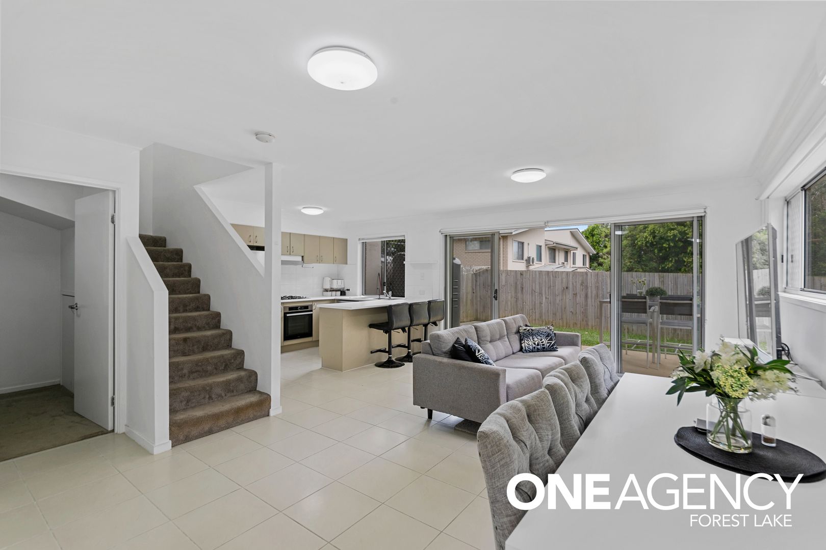 Unit 8/2 Grandly St, Doolandella QLD 4077, Image 2