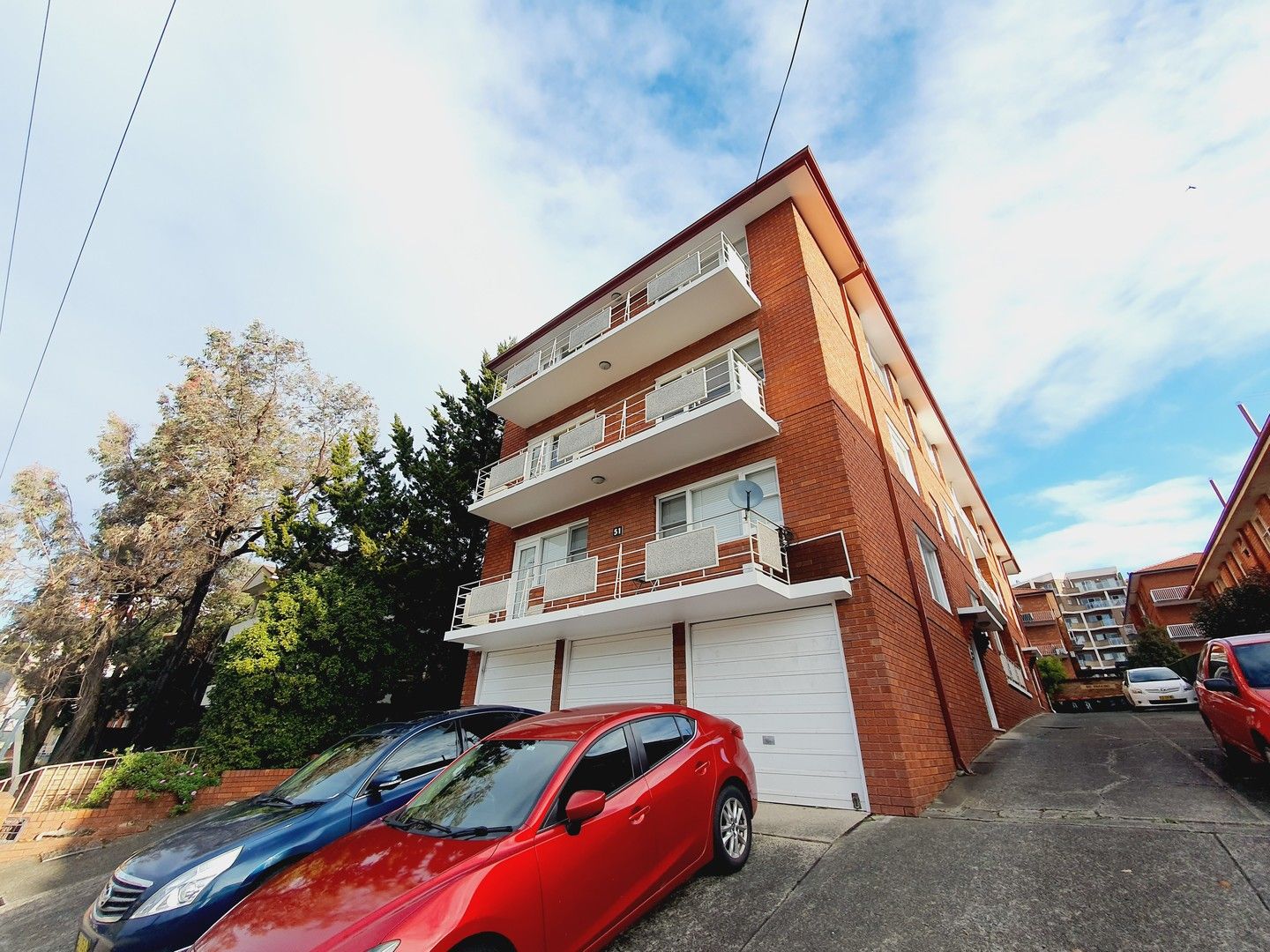 2 bedrooms Apartment / Unit / Flat in 11/51 The Avenue HURSTVILLE NSW, 2220