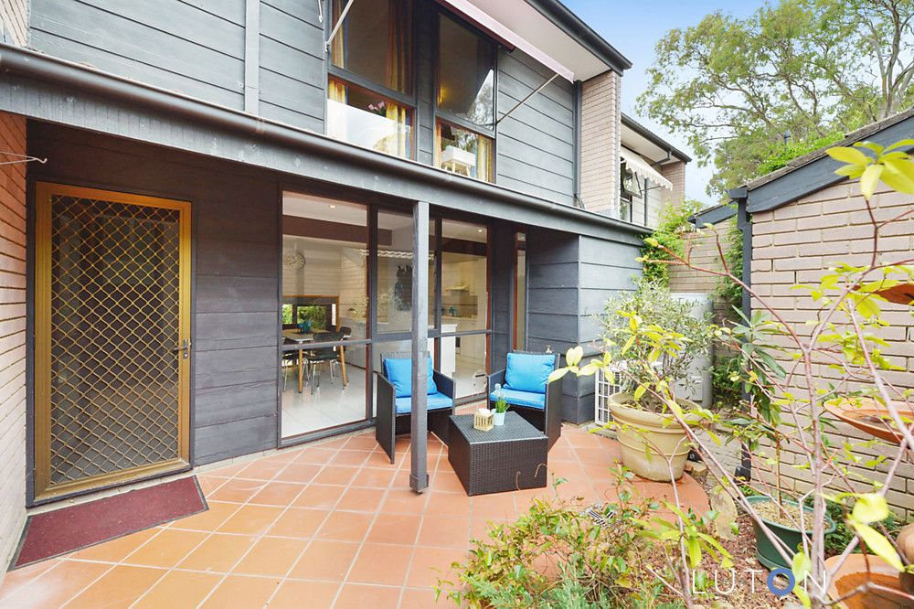 17 English Court, Swinger Hill ACT 2606, Image 1