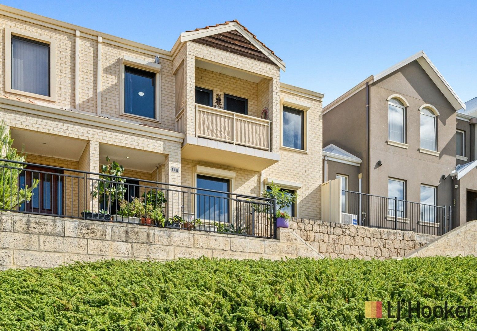 3 bedrooms House in 51B Lakeside Drive JOONDALUP WA, 6027