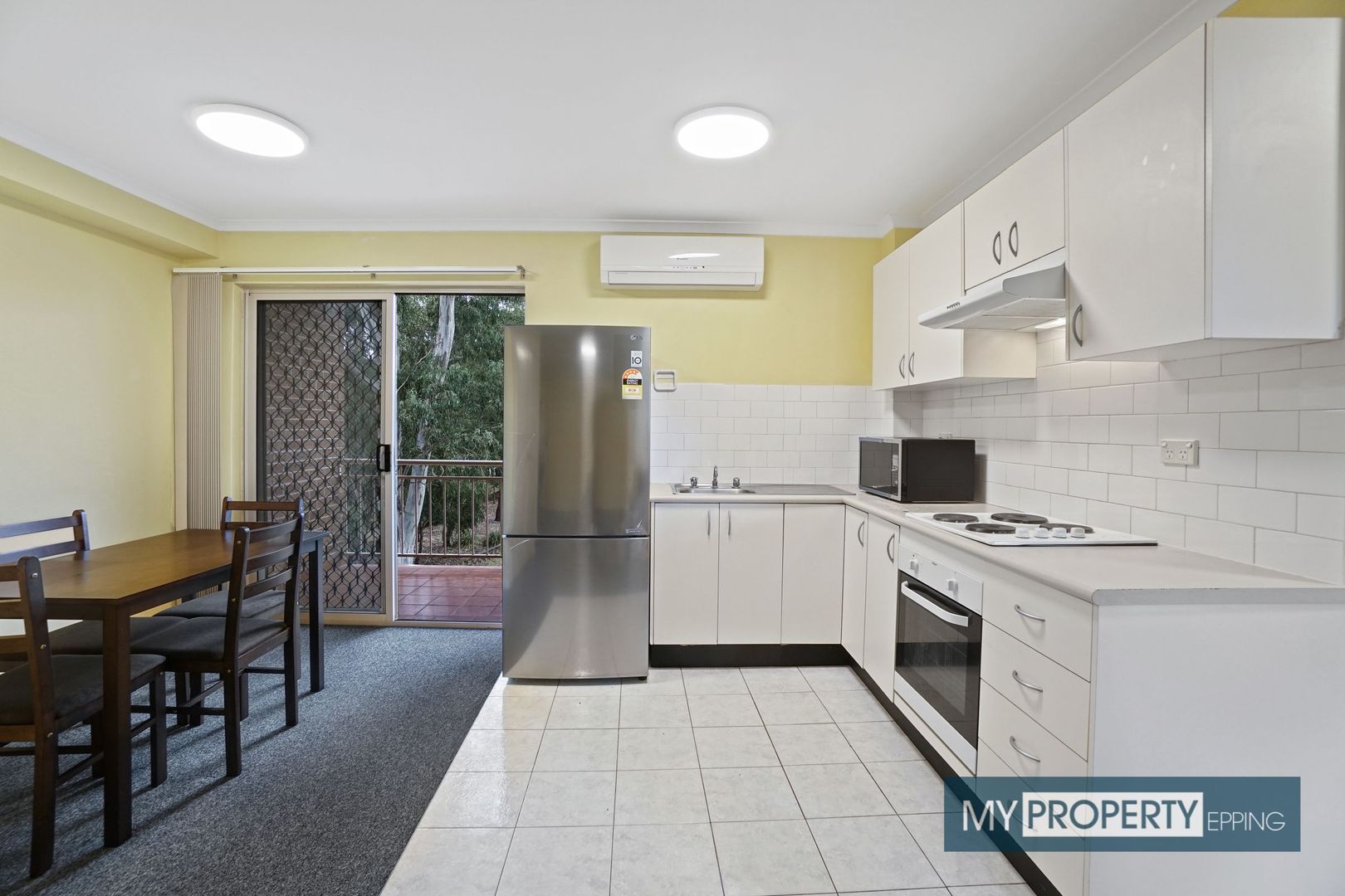 18/25-27 Fourth Avenue, Blacktown NSW 2148, Image 2