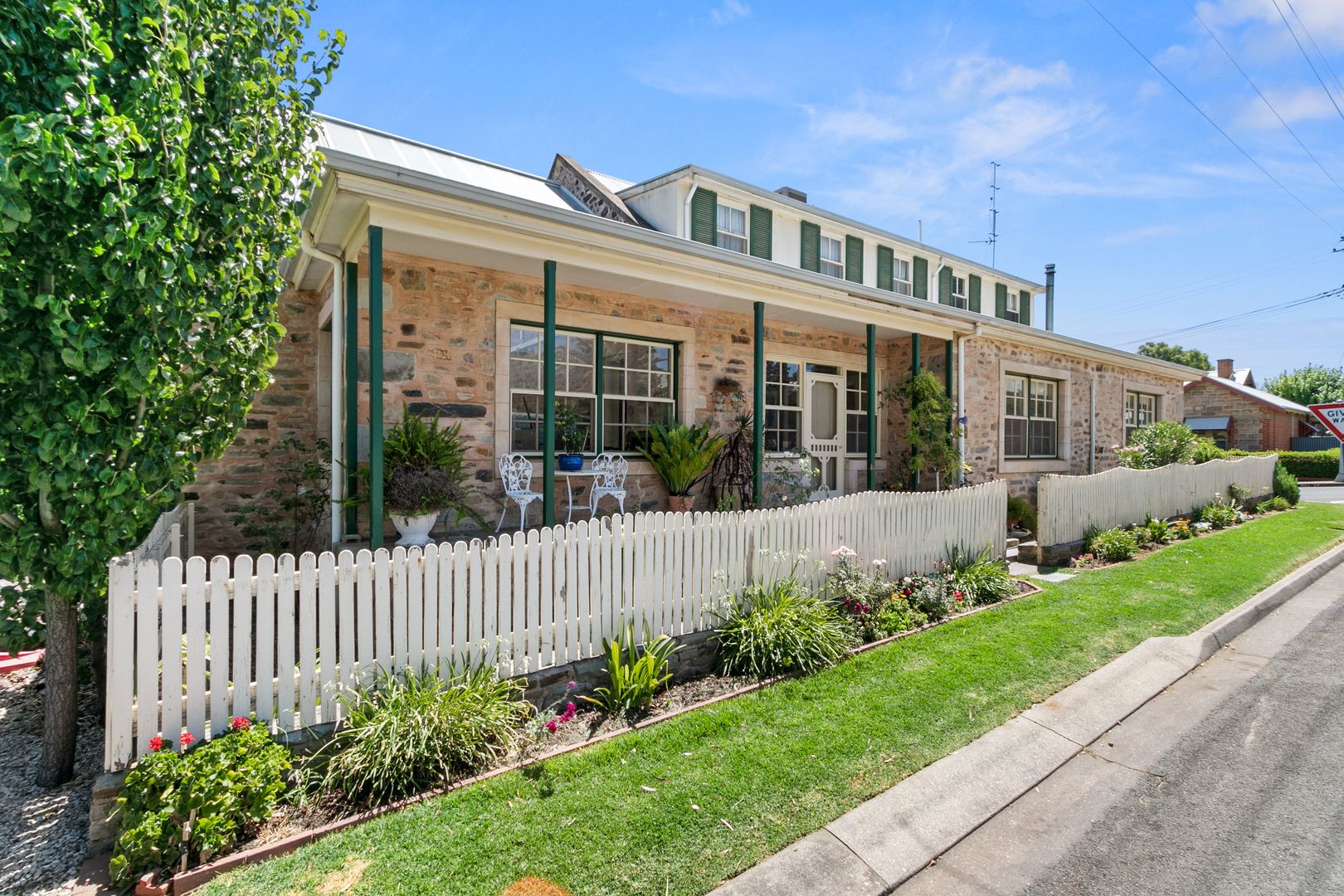 19 Mill Street, Clare SA 5453 Domain