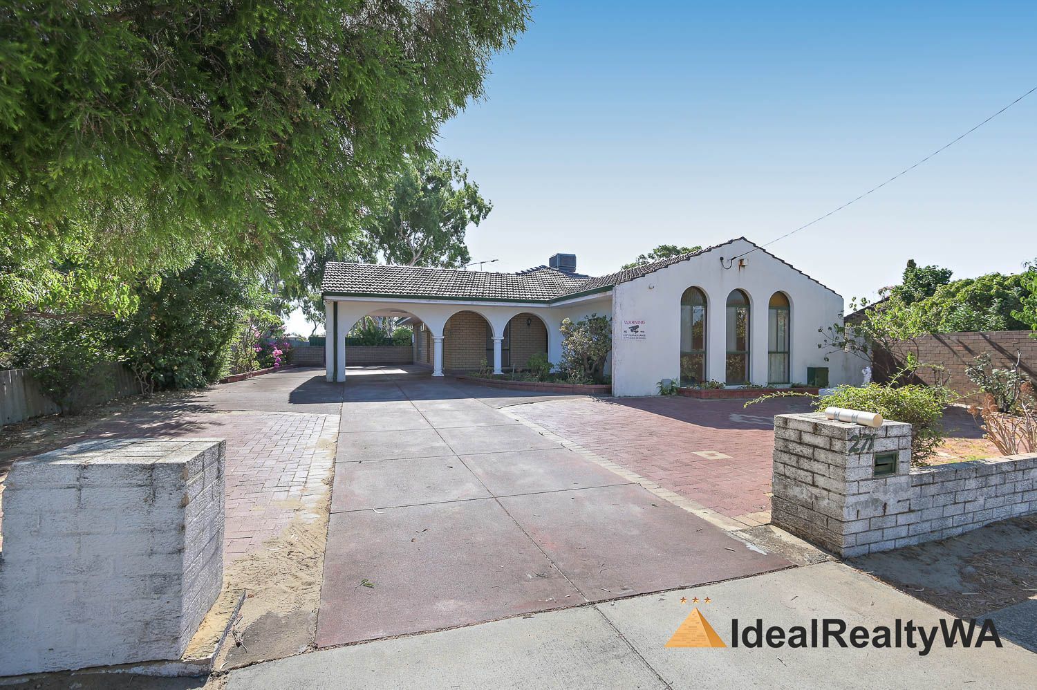 3 bedrooms House in 271 Vahland Avenue WILLETTON WA, 6155