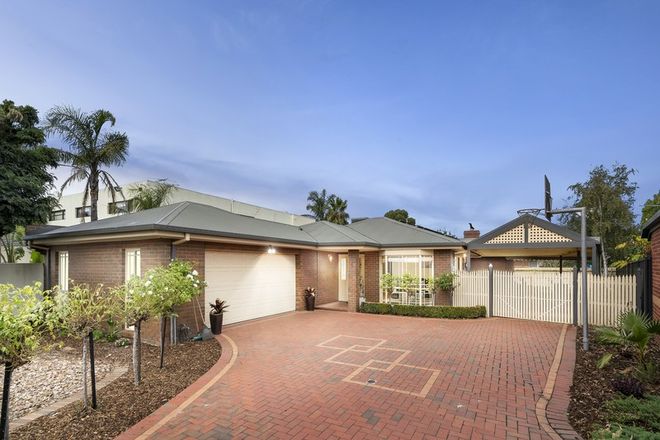 Picture of 6 Golden Grove Court, TAYLORS LAKES VIC 3038