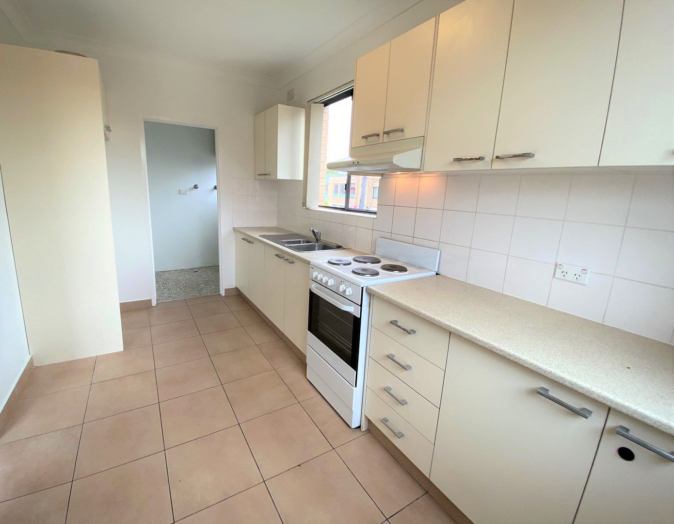 2 bedrooms Apartment / Unit / Flat in 1/58 Warren Rd MARRICKVILLE NSW, 2204