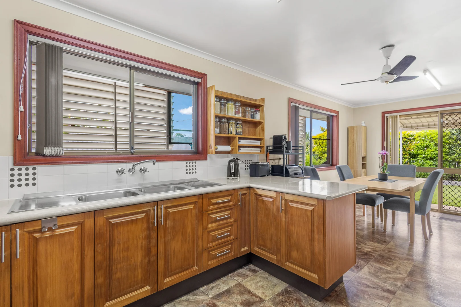 Additional image 8 of 54 Lenthall Street, Aldershot QLD 4650