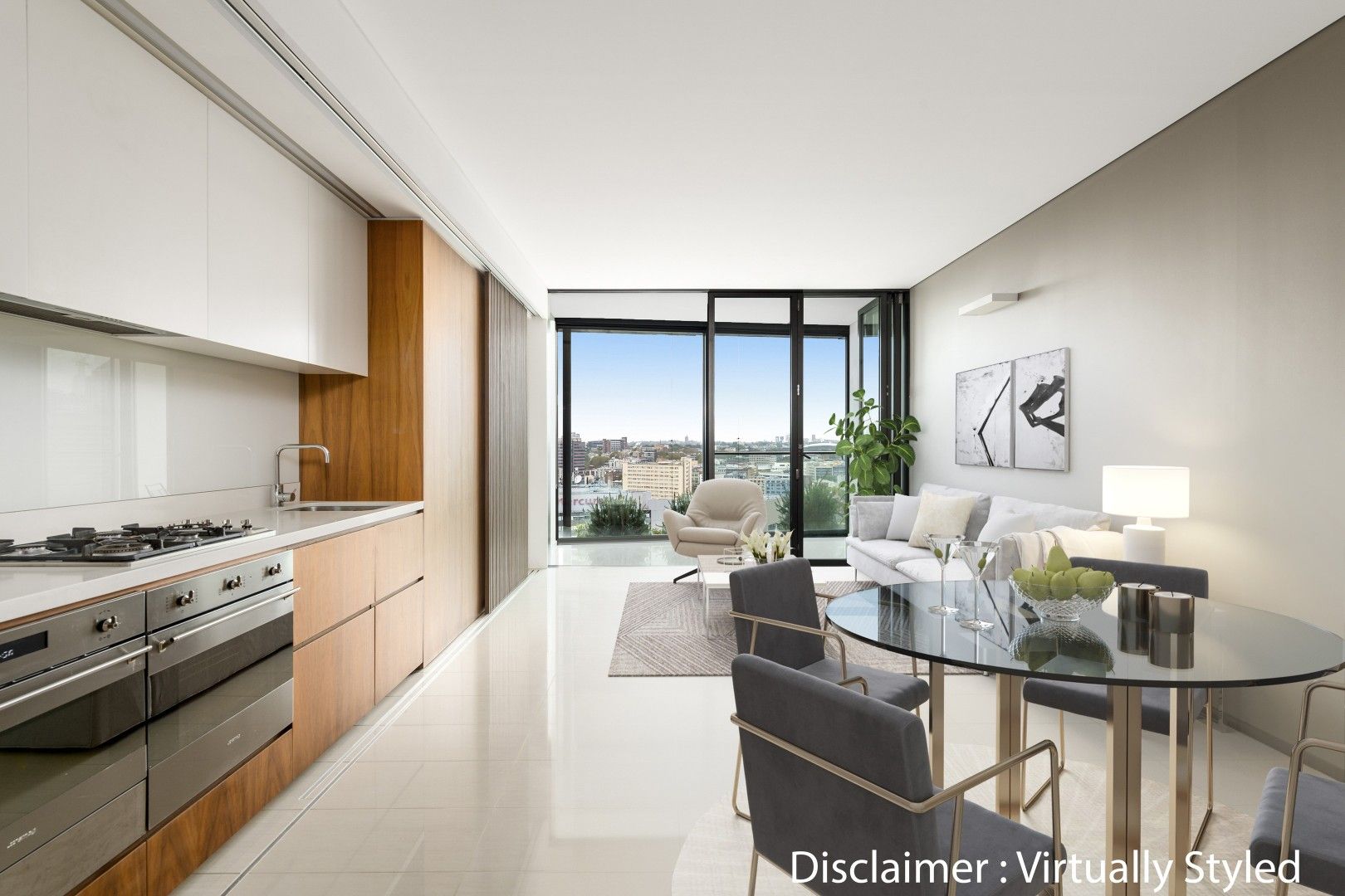 2 bedrooms Apartment / Unit / Flat in E1807/3 Carlton Street CHIPPENDALE NSW, 2008