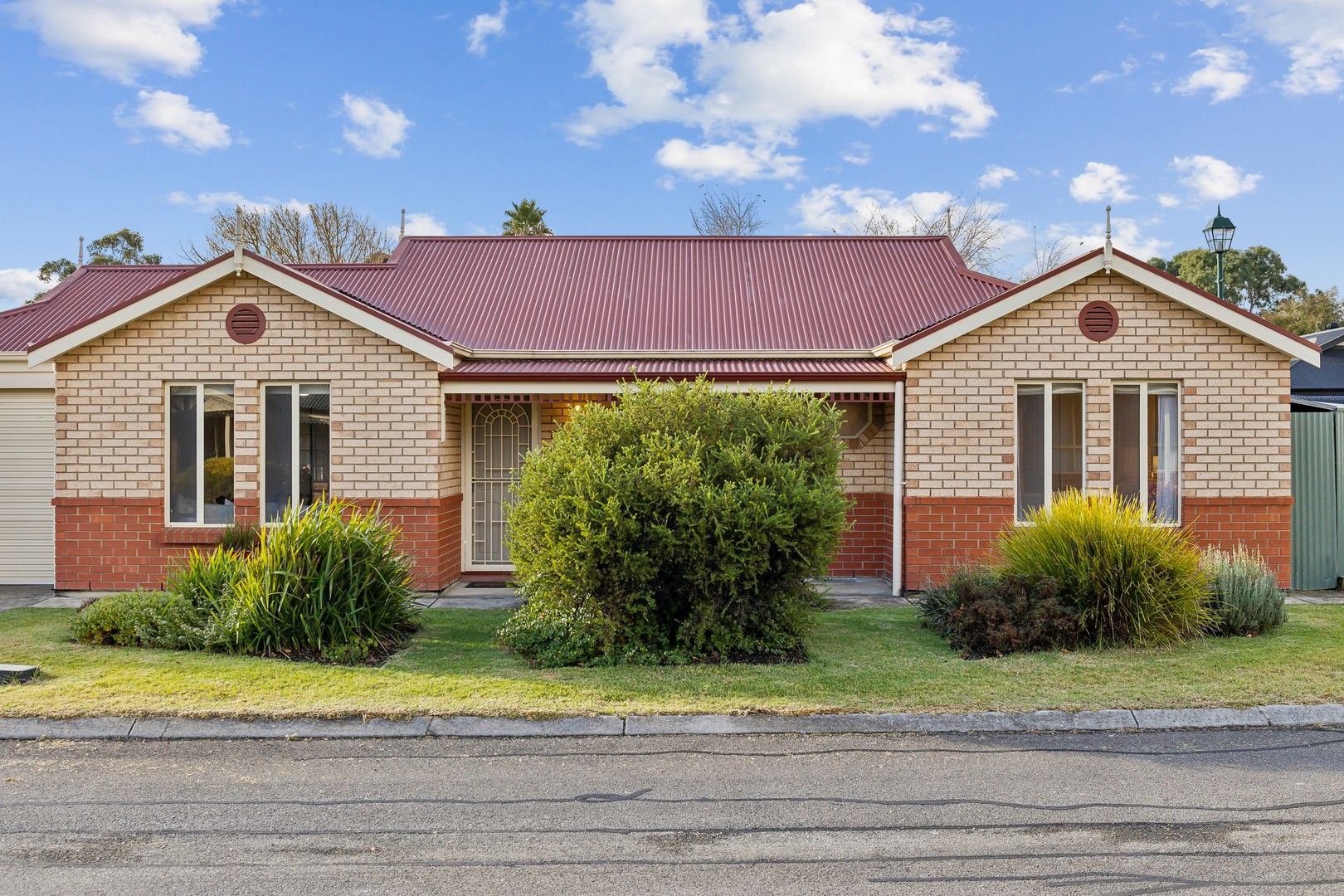 2/3 Victoria Road, Mount Barker SA 5251, Image 0