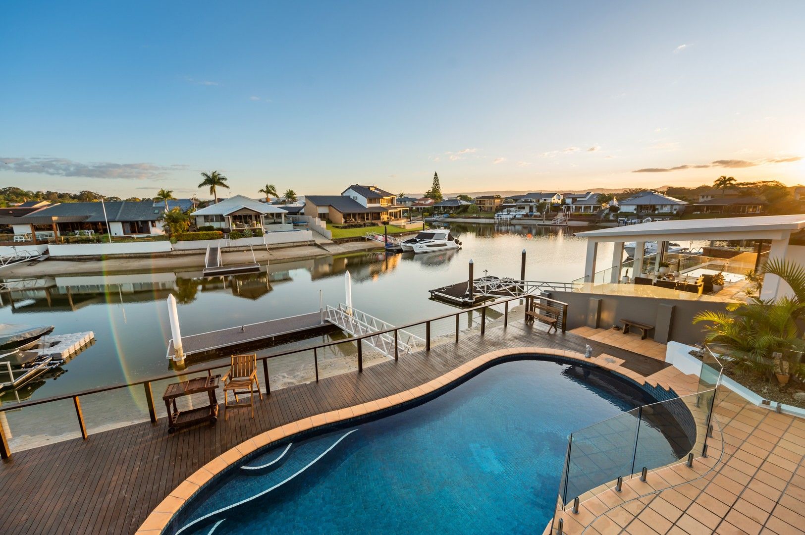 40 Seaspray Street, Paradise Point QLD 4216 Domain