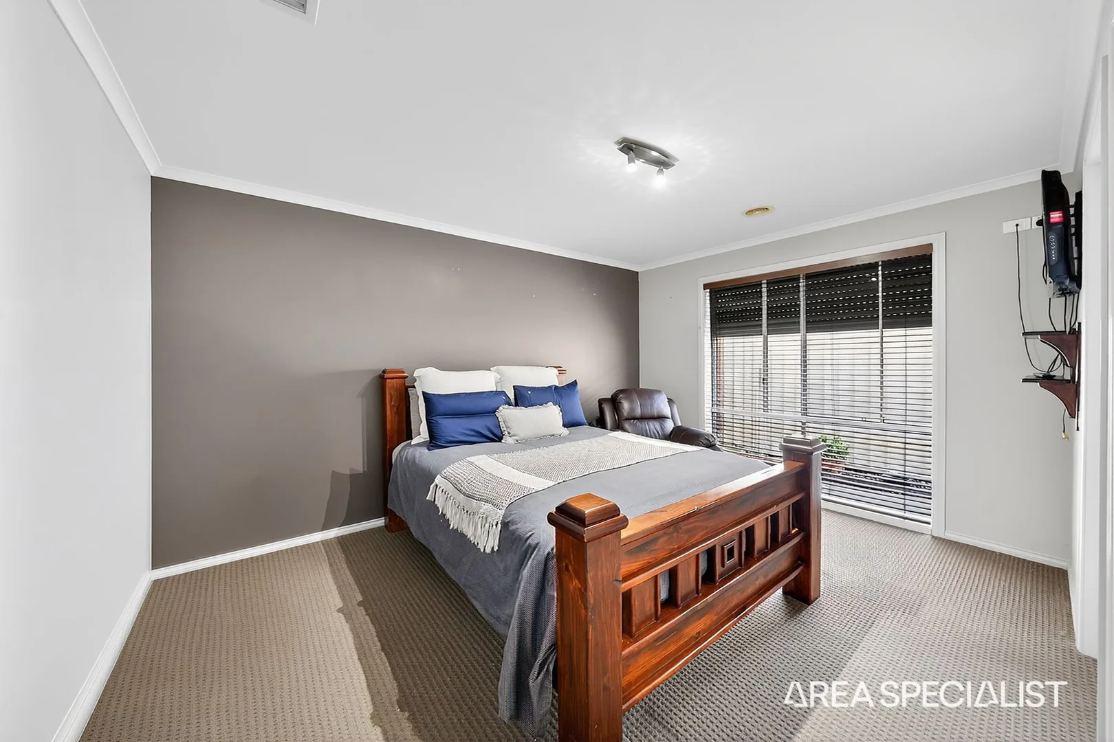 Additional image 3 of 37 Scarborough Crescent, Harkness VIC 3337