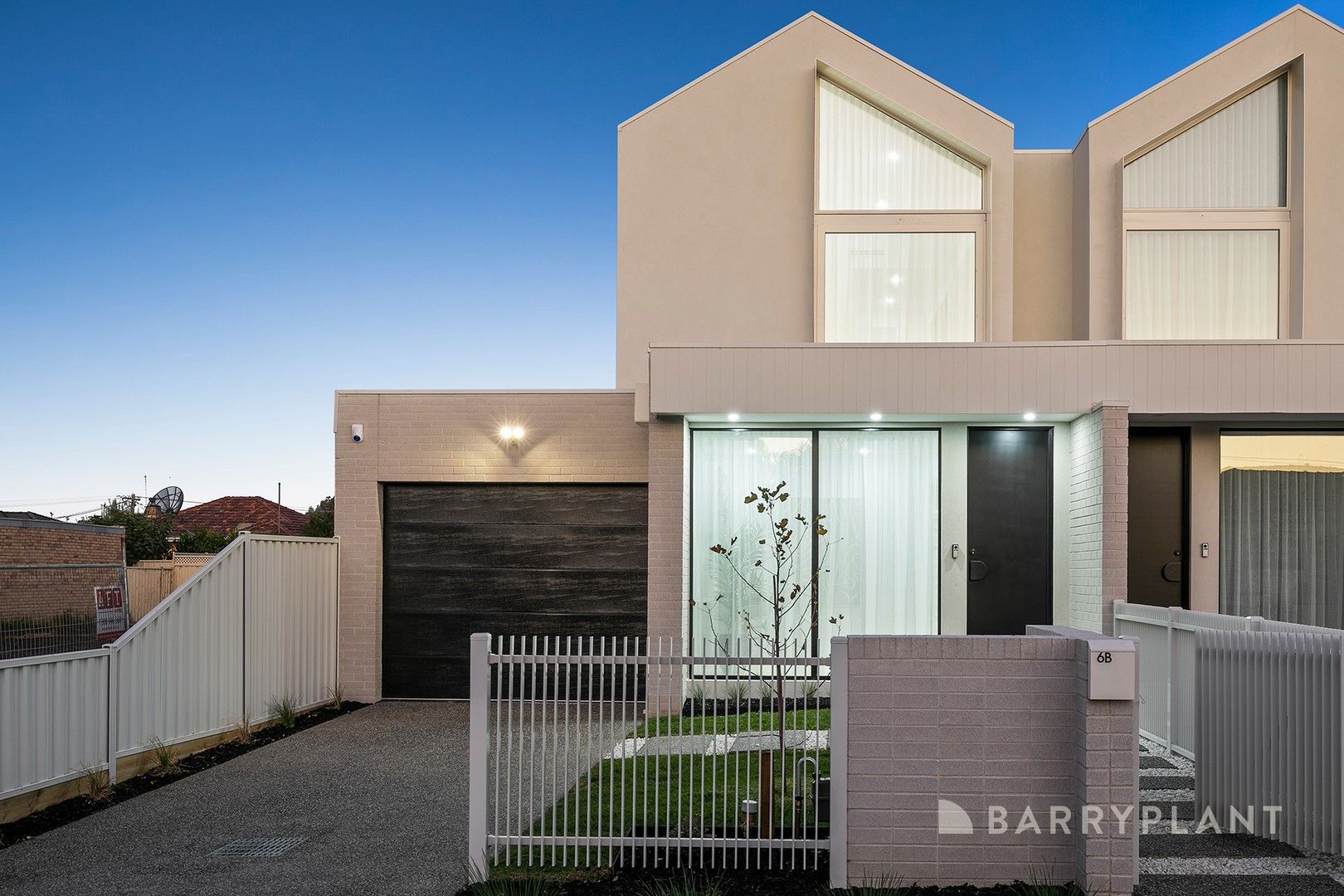 4 bedrooms House in 6B Halsbury Street HADFIELD VIC, 3046