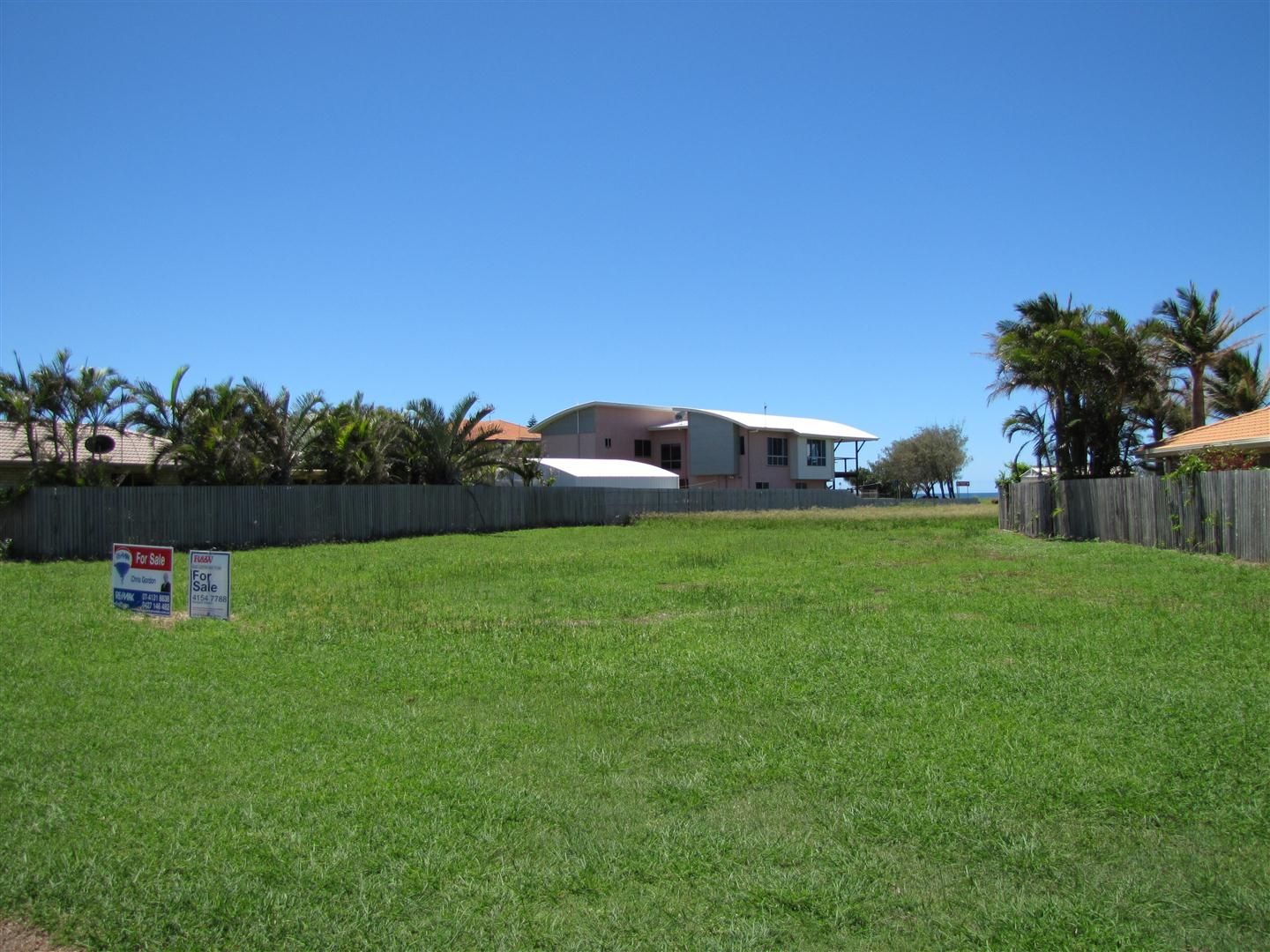 6 Mokera Street, Coral Cove QLD 4670, Image 2