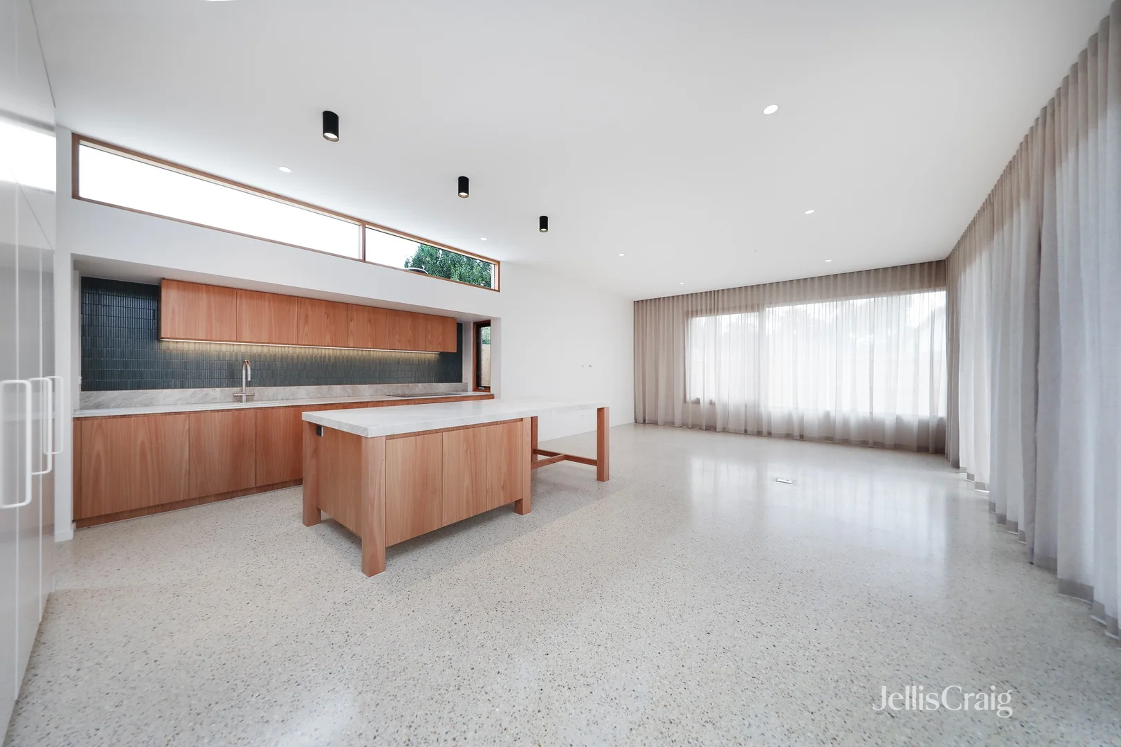 Primary image of 15 McDonald Street, Northcote VIC 3070