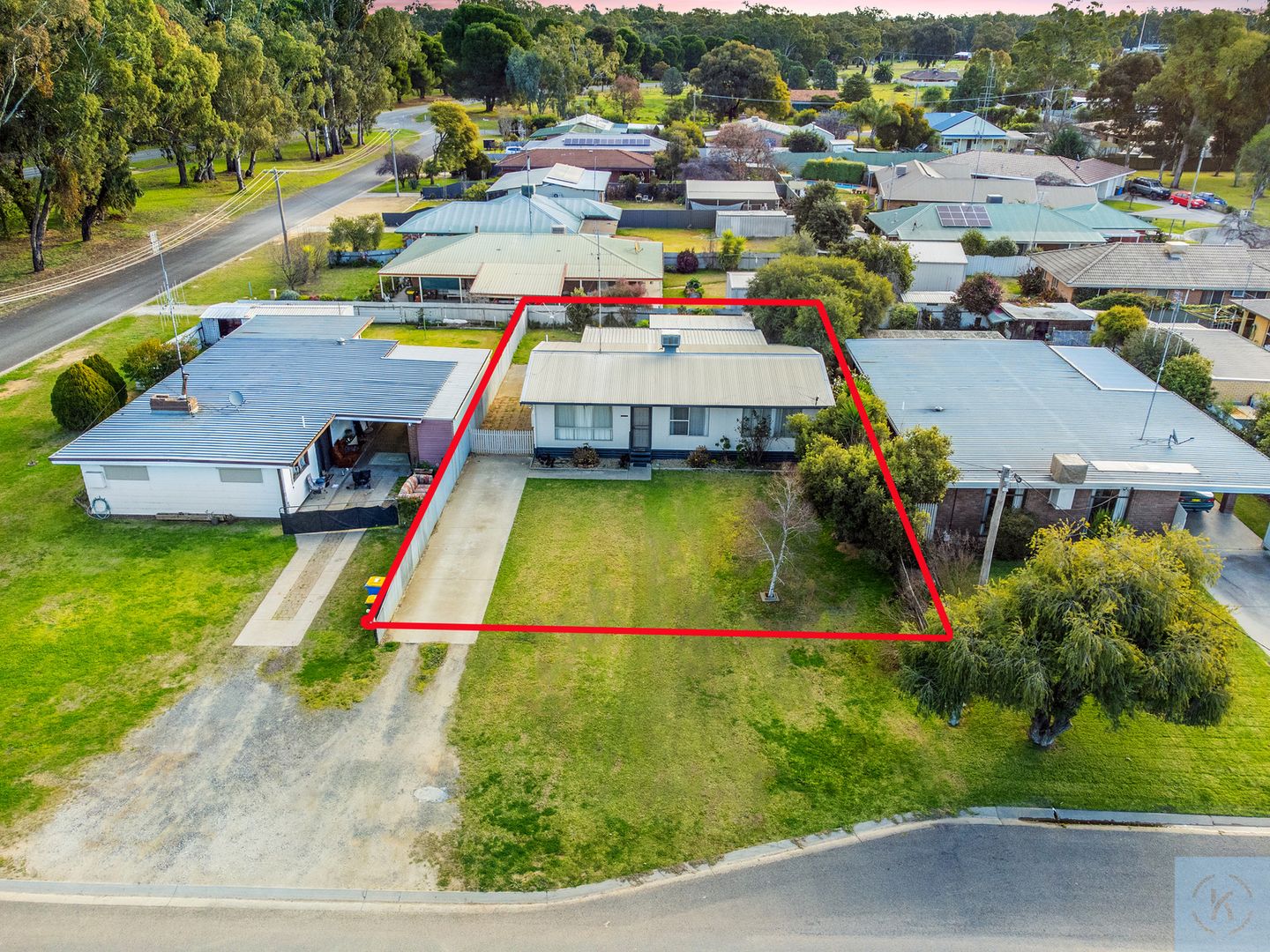 39 Cobram Street, Tocumwal NSW 2714, Image 2