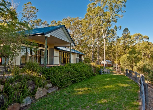 209 Clear Mountain Road, Clear Mountain QLD 4500