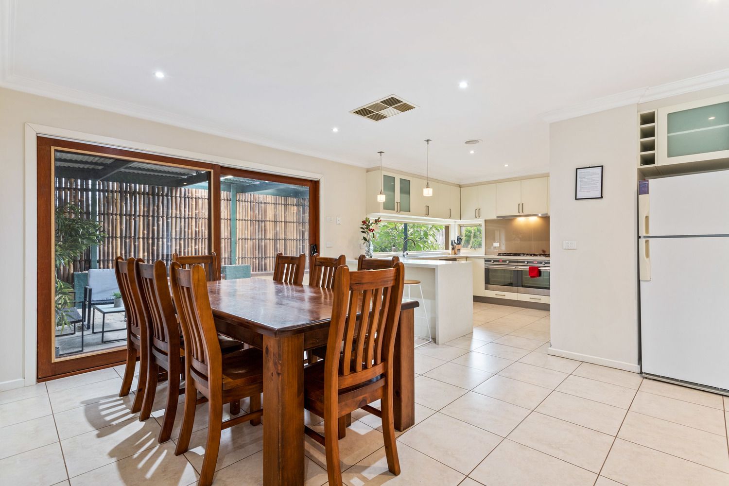 9 Ashleigh Court, Kealba VIC 3021, Image 2