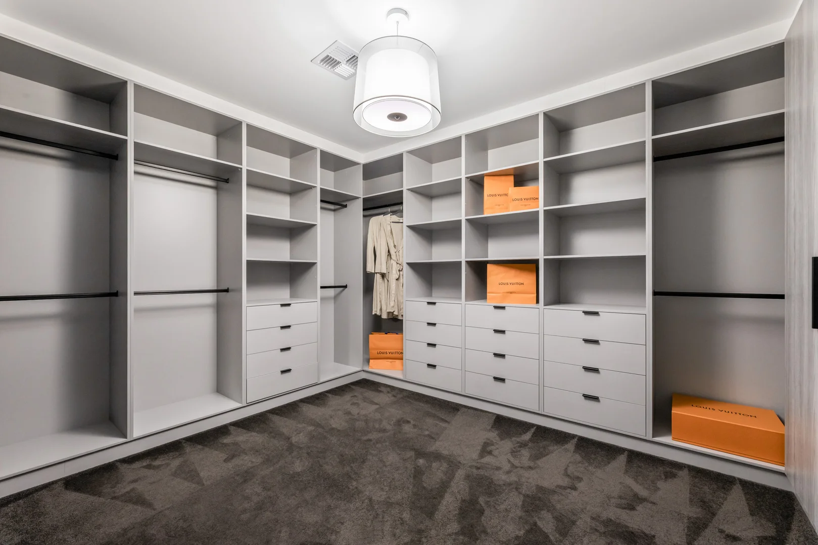 Additional image 7 of 17 Wattlebird Court, Burwood VIC 3125