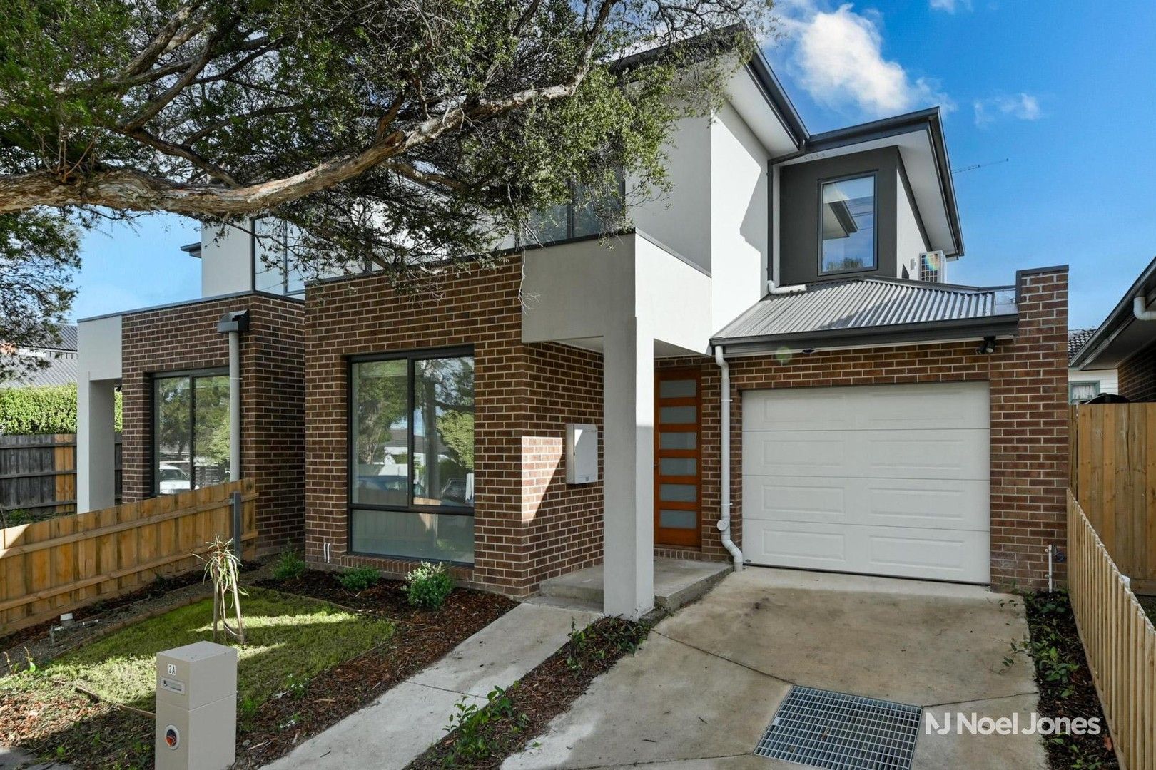 3 bedrooms Townhouse in 2A Sussex Street RINGWOOD VIC, 3134