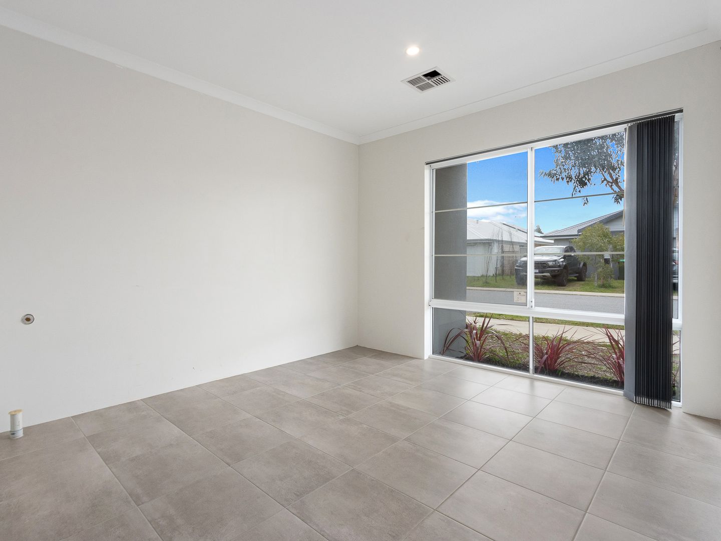 8 Yandal Way, Golden Bay WA 6174, Image 2