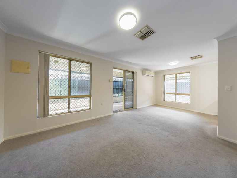 1/4 Mills Street, Bentley WA 6102, Image 2