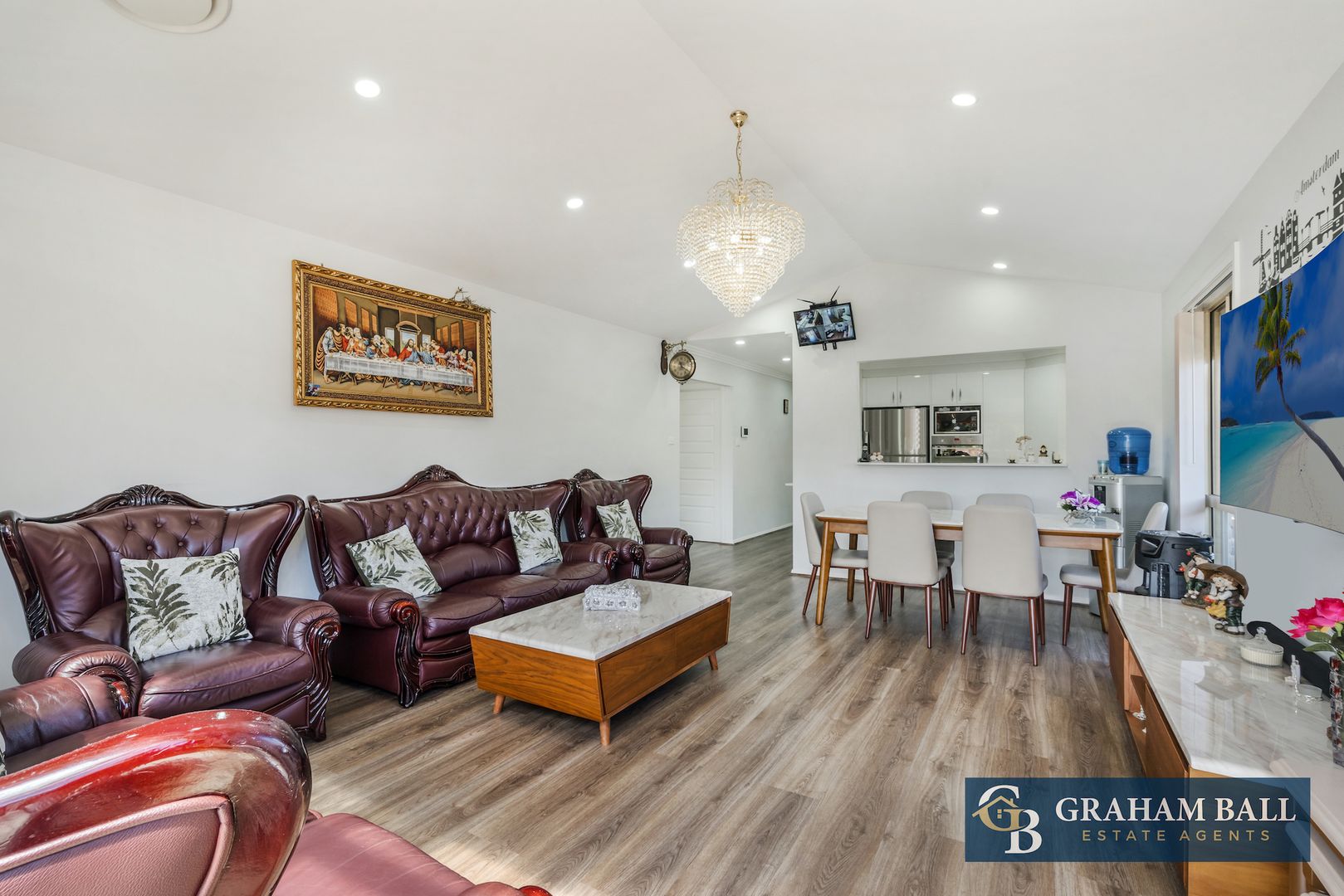 4 Brinsmead Avenue, Middleton Grange NSW 2171, Image 1