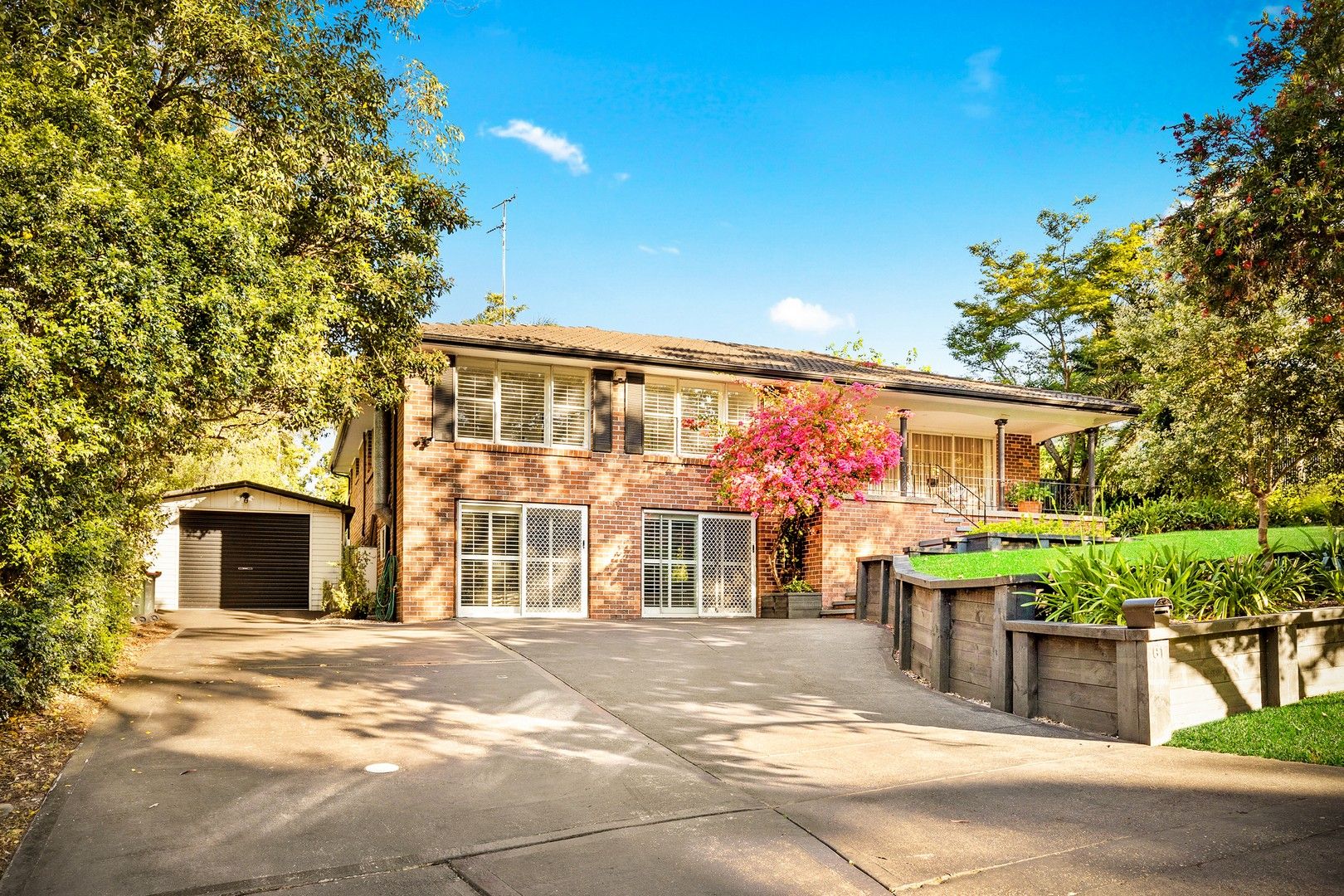 4 bedrooms House in 61 Gilbert Road CASTLE HILL NSW, 2154