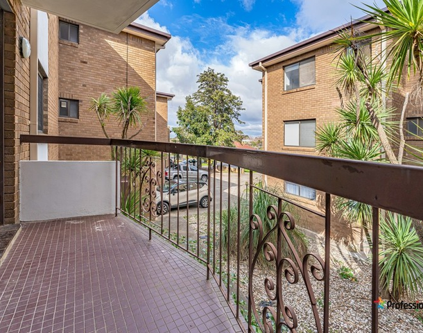 2/2-6 Chapman Avenue, Glenroy VIC 3046