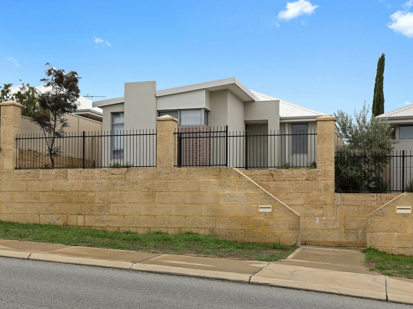 16 Mclaren Avenue, Beelia Property History & Address Research Domain