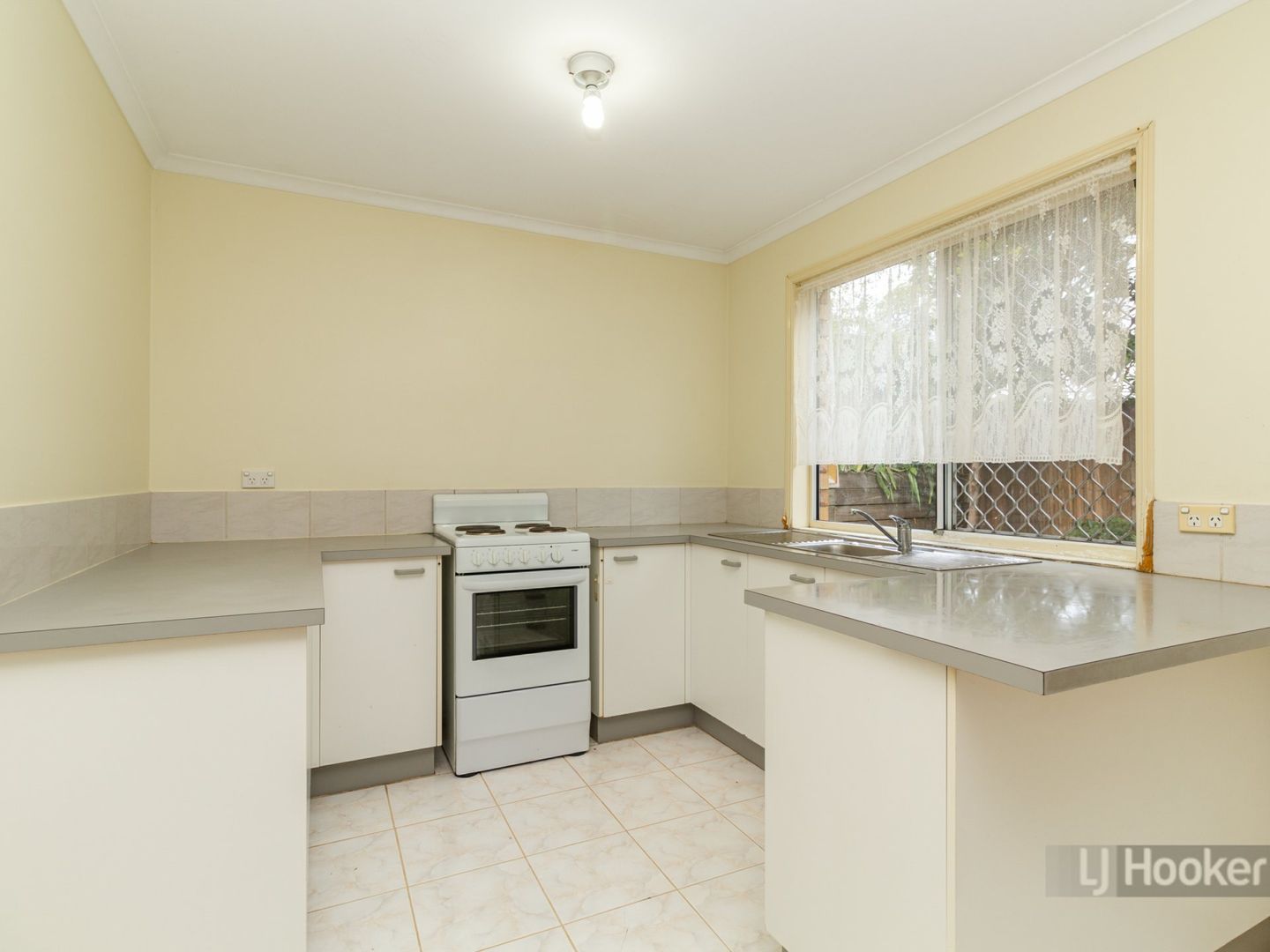 12/34 Bourke Street, Waterford West QLD 4133, Image 2