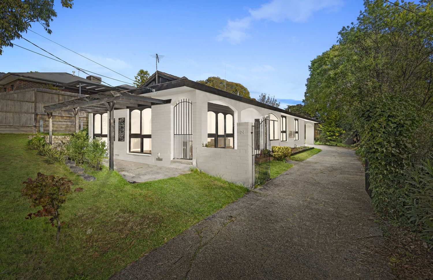 24 Marlow Street, Mooroolbark VIC 3138, Image 0